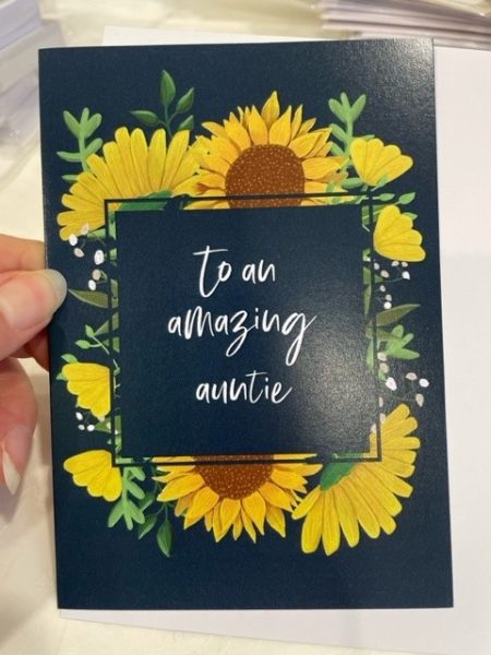 To an amazing Auntie - Dandelion Stationery card