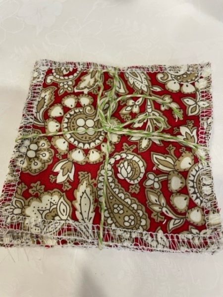 Red Paisley design - washable, re-usable bamboo face wipes x 4