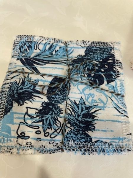 hemp leaf/pineapple design - washable, re-usable bamboo face wipes x 4 - Image 2