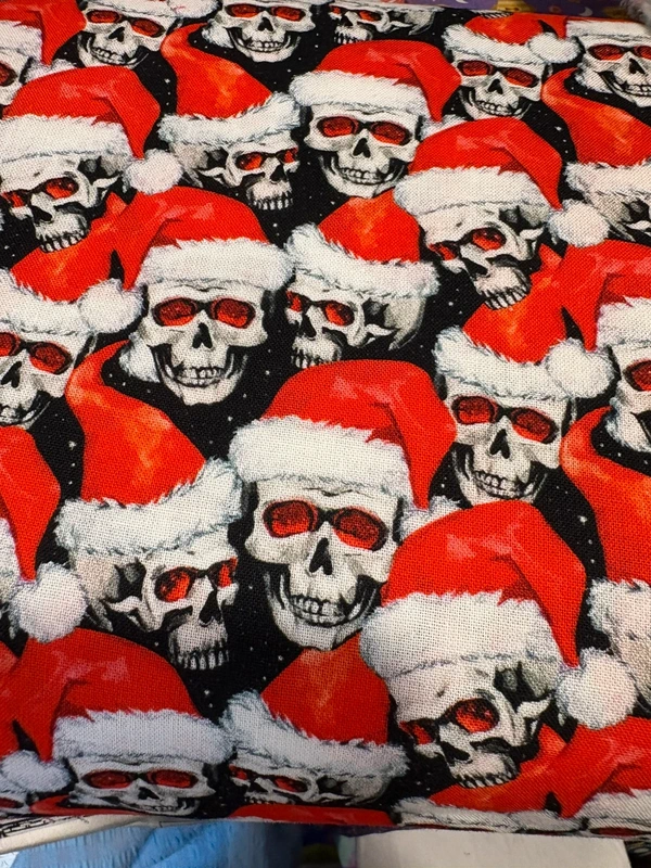 Santa Hat Skull design - cotton fabric 1m pre-cut
