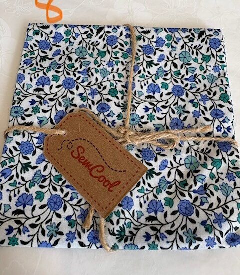 Floral design Fat Quarter #8- cotton fabric